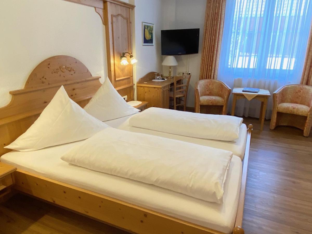אוברלינגן Seehotel Schaepfle מראה חיצוני תמונה