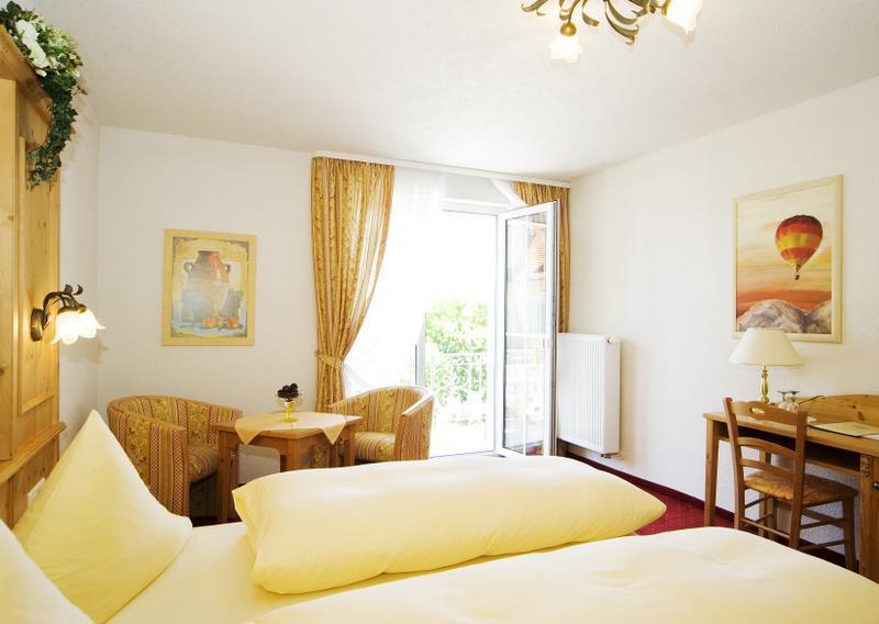 אוברלינגן Seehotel Schaepfle מראה חיצוני תמונה